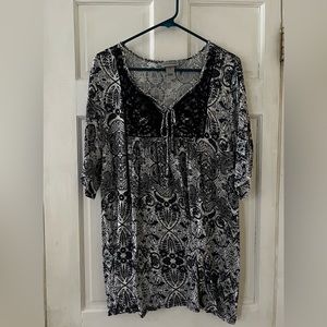 Catherines navy peasant top - size 1X